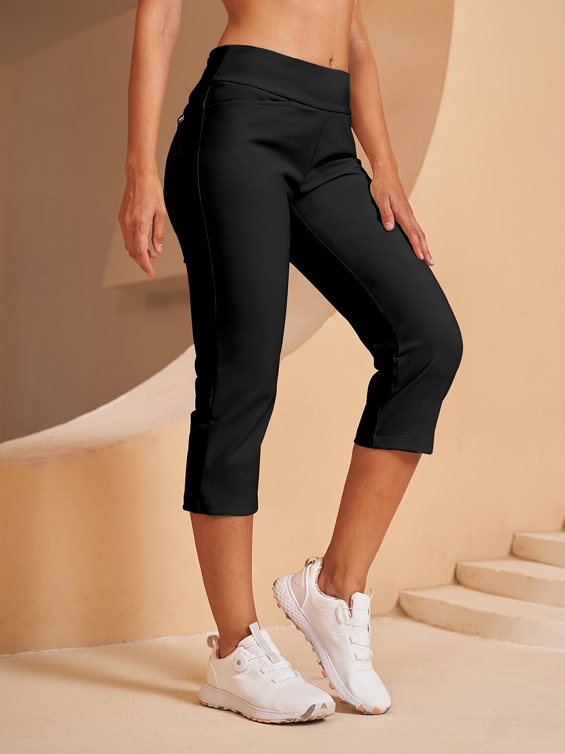 EAGLE 22 Inch Performance Stretch Capri Pants